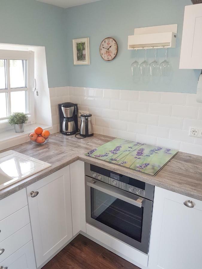 Reetferienhaus - Schaprode Hafen Esterno foto